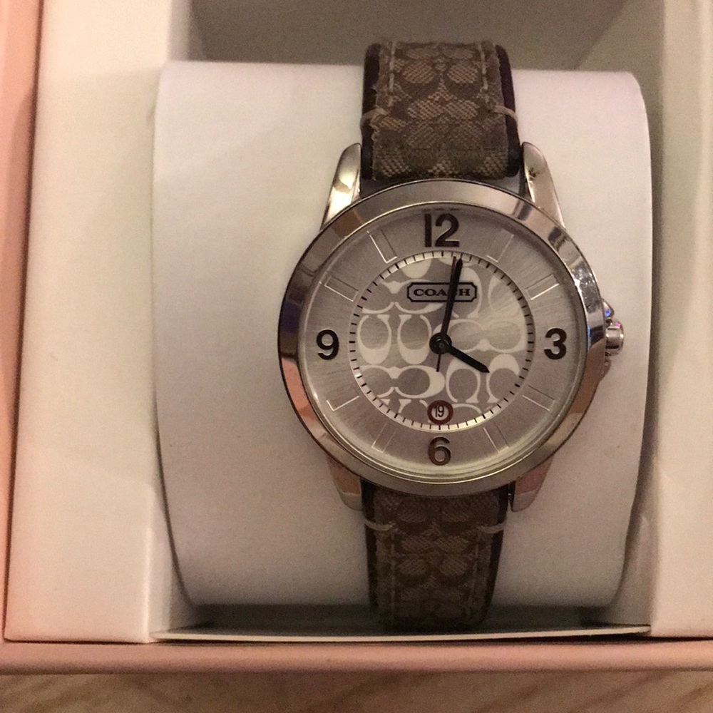 Sold!! Authentic Coach Classic signature Watch